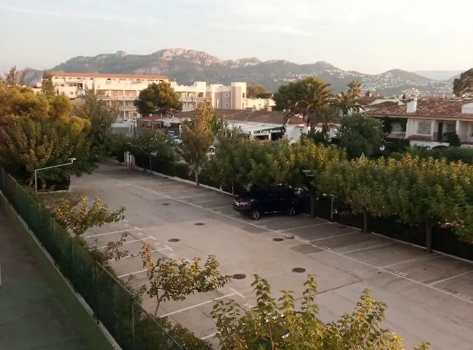 Marina Racons Edificio Leo شقة